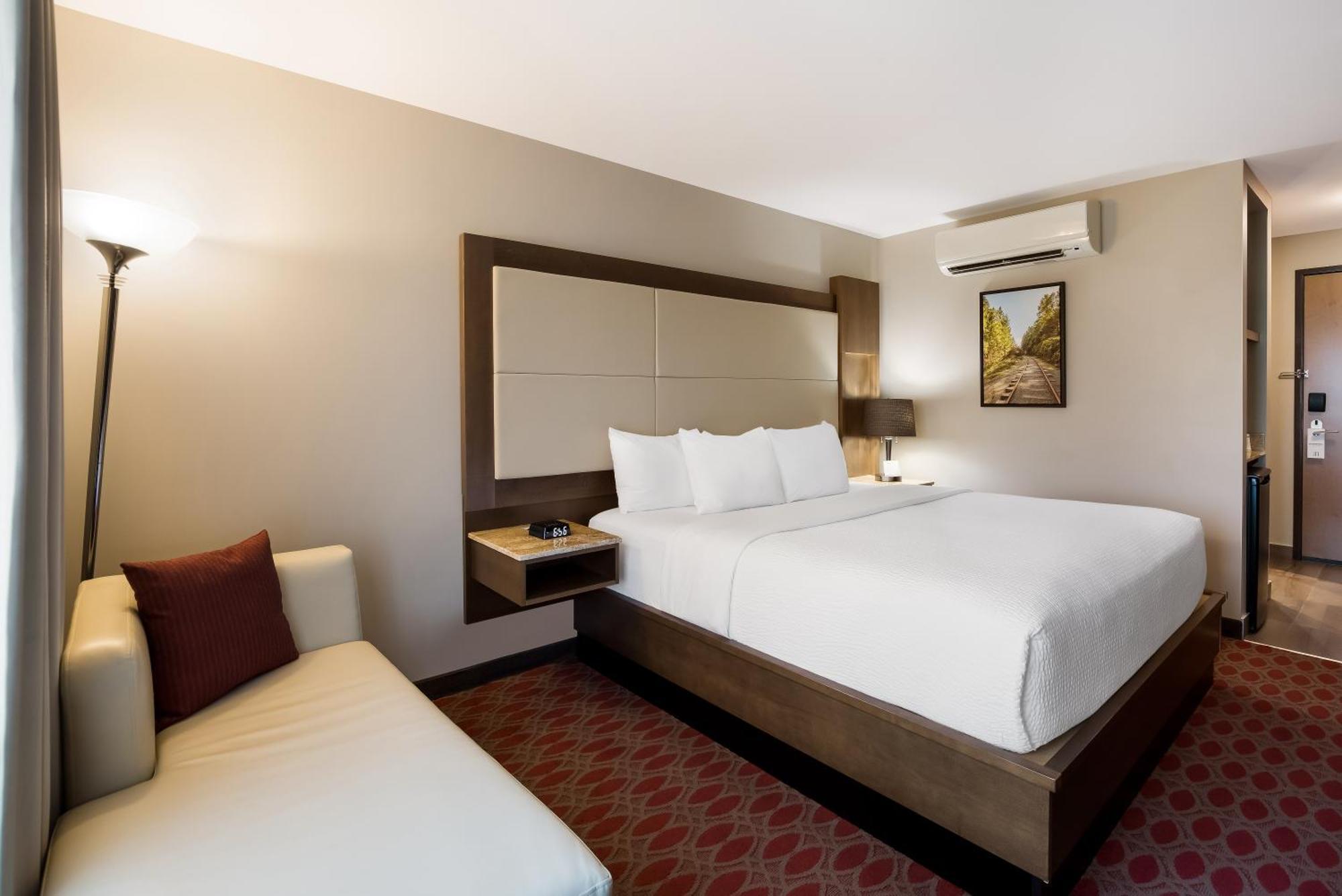 Hotel 11, Mod A Sonesta Collection Calgary Exterior photo