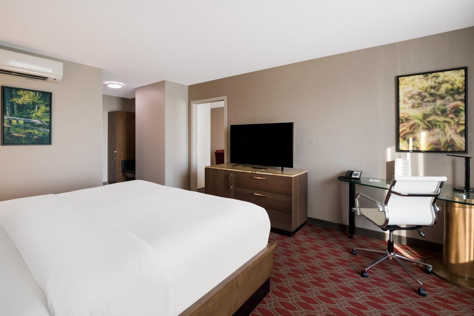 Hotel 11, Mod A Sonesta Collection Calgary Exterior photo